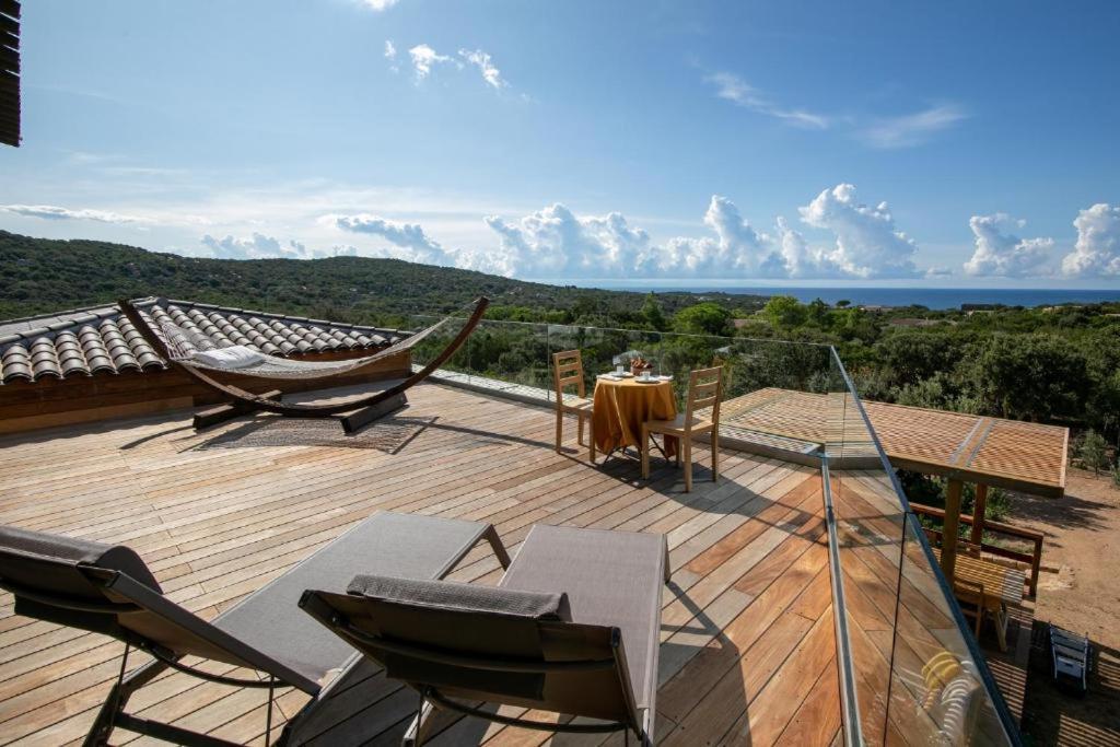 Villa de luxe surplombant la mer, piscine suspendue Pianottoli-Caldarello  Extérieur photo