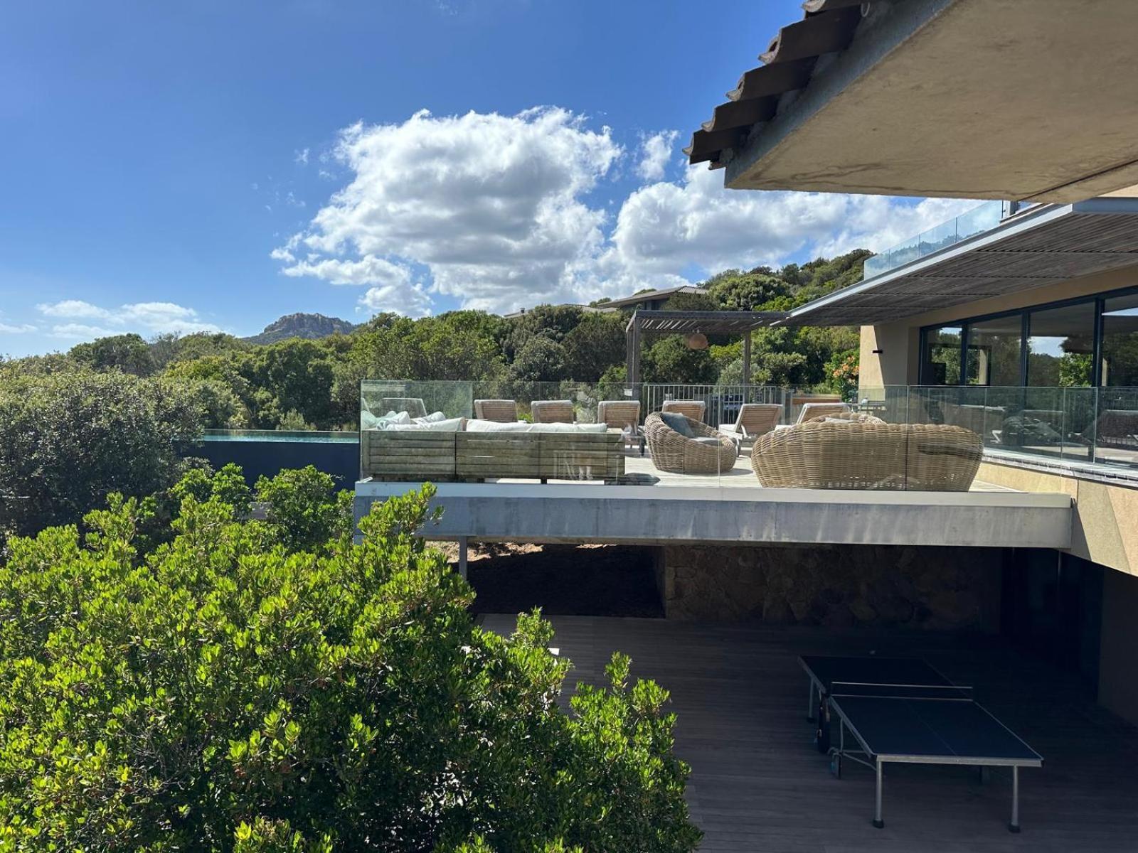 Villa de luxe surplombant la mer, piscine suspendue Pianottoli-Caldarello  Extérieur photo