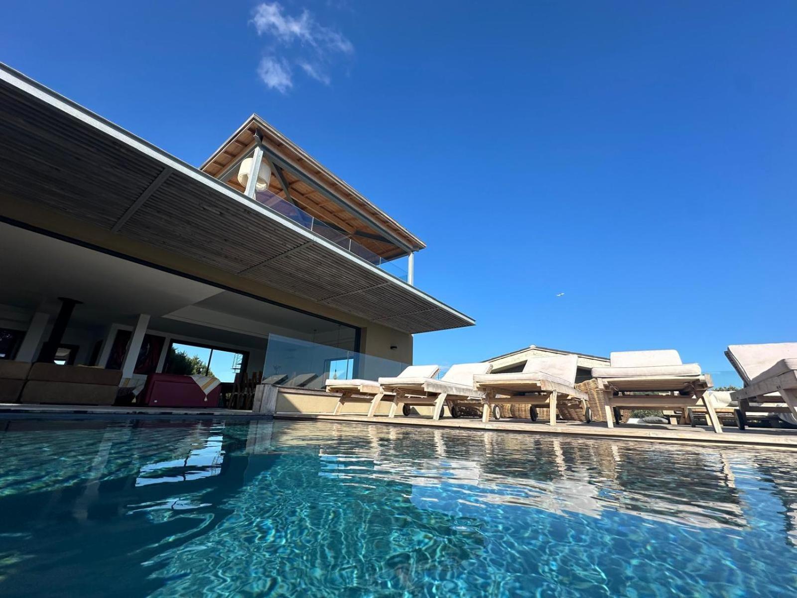 Villa de luxe surplombant la mer, piscine suspendue Pianottoli-Caldarello  Extérieur photo